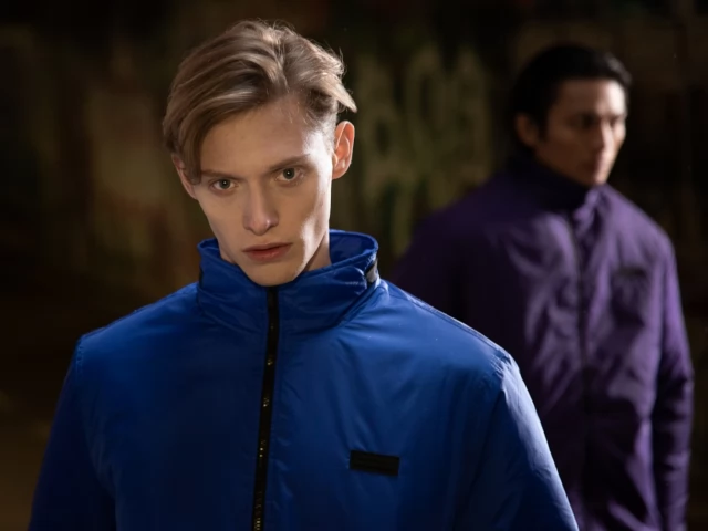 Un'anteprima di Retrospective: la nuova collezione di 1980 Voguish